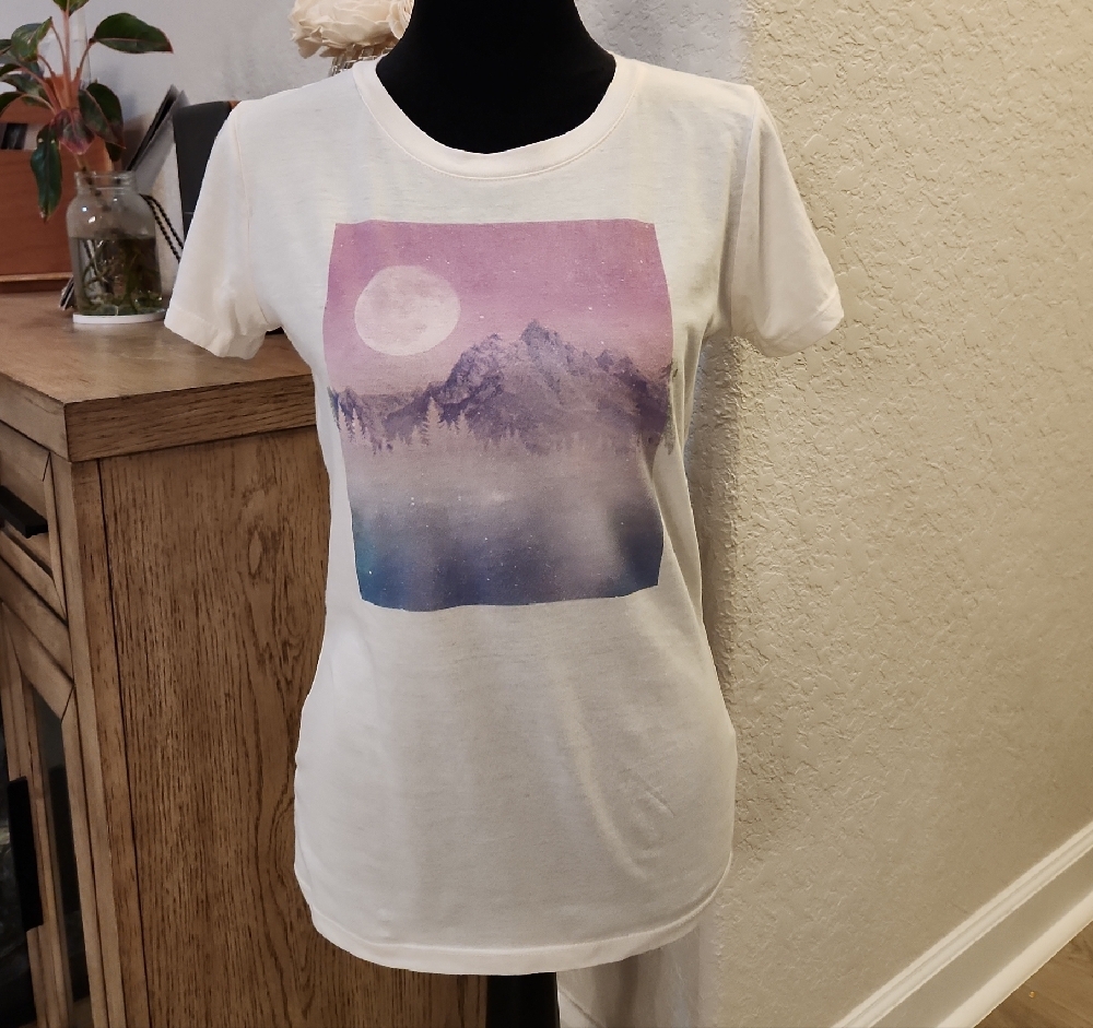 Aeropostale Women's Graphic Tee with Mountain and Moon Print